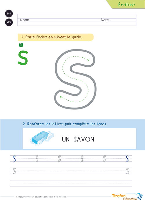 Activité pour écrire la lettre S majuscule en Maternelle avec un grand modèle guidé, le mot repère « savon » et des lignes d'entraînement.